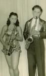 Saxophon-Duo Anni Hemming und Willi Hofmann beim Karnevalsauftakt